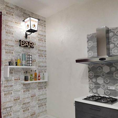 Chic Maison Layla เนเปิลส์ ภายนอก รูปภาพ