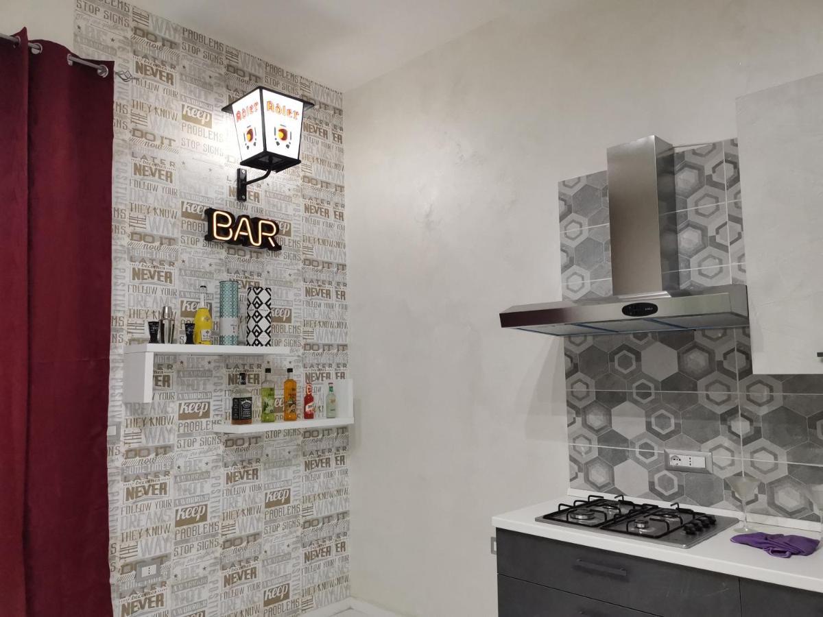 Chic Maison Layla เนเปิลส์ ภายนอก รูปภาพ